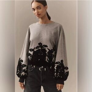 Antropologie gray sweatshirt with black velvet flower aplique- ballon sleeves xs
